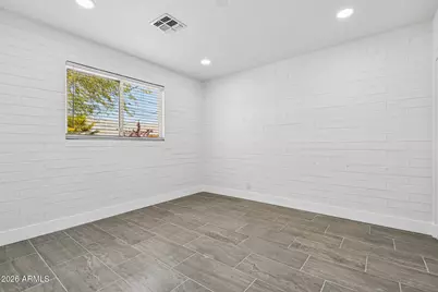 10258 N 18th Avenue, Phoenix, AZ 85021 - Photo 11