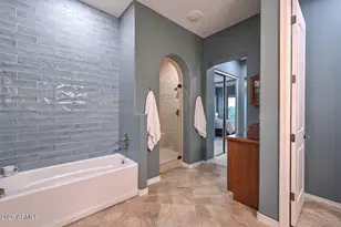 12927 W Quail Track Dr, Peoria, AZ 85383 - Photo 19