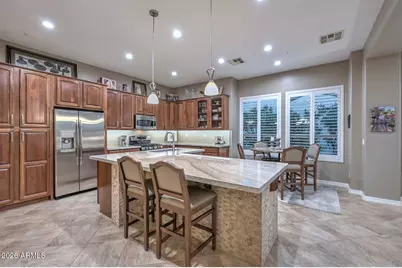 12927 W Quail Track Drive, Peoria, AZ 85383 - Photo 9