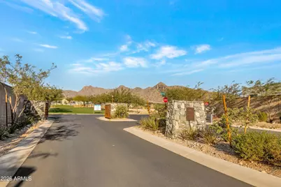 20719 W Medlock Drive, Buckeye, AZ 85396 - Photo 27