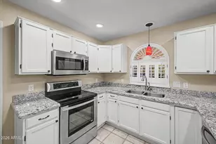 7518 W Kerry Ln, Glendale, AZ 85308 - Photo 11