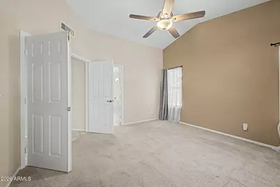 7518 W Kerry Lane, Glendale, AZ 85308 - Photo 13