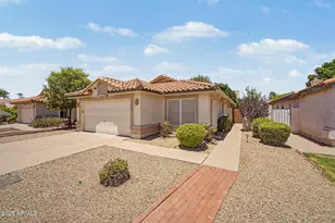 7518 W Kerry Ln, Glendale, AZ 85308 - Photo 3