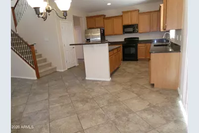 9184 W Meadow Drive, Peoria, AZ 85382 - Photo 3
