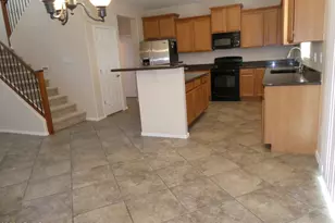 9184 W Meadow Dr, Peoria, AZ 85382 - Photo 3