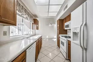 21614 N 139th Dr, Sun City West, AZ 85375 - Photo 13
