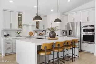 18204 N 86th Ln, Peoria, AZ 85382 - Photo 5