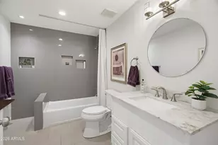 11242 N 44th Ct, Phoenix, AZ 85028 - Photo 31