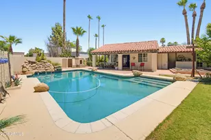 11242 N 44th Ct, Phoenix, AZ 85028 - Photo 43