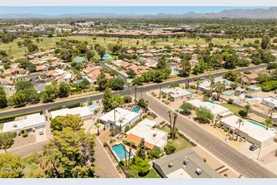11242 N 44th Court, Phoenix, AZ 85028 - Photo 51