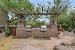 5450 E Deer Valley Dr, Phoenix, AZ 85054 - Photo 37