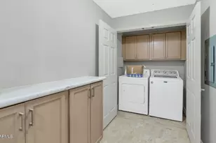 5450 E Deer Valley Dr, Phoenix, AZ 85054 - Photo 29