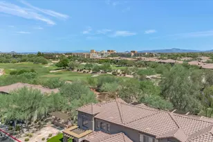 5450 E Deer Valley Dr, Phoenix, AZ 85054 - Photo 9
