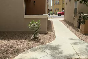 7738 W Pipestone Pl, Phoenix, AZ 85035 - Photo 39