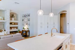 12332 W Milton Dr, Peoria, AZ 85383 - Photo 11