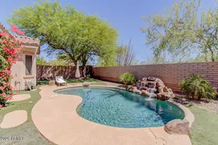 12332 W Milton Dr, Peoria, AZ 85383 - Photo 51