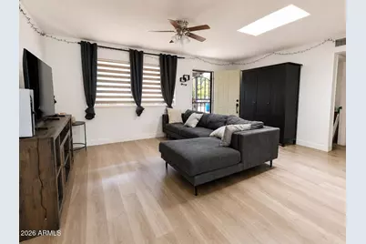 18240 N 32nd Lane, Phoenix, AZ 85053 - Photo 3