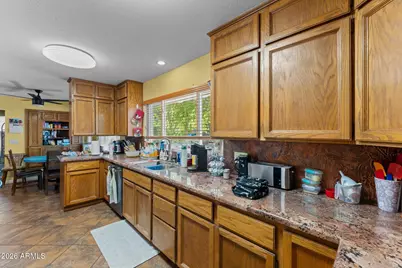 294 S Jefferson Street, Wickenburg, AZ 85390 - Photo 17