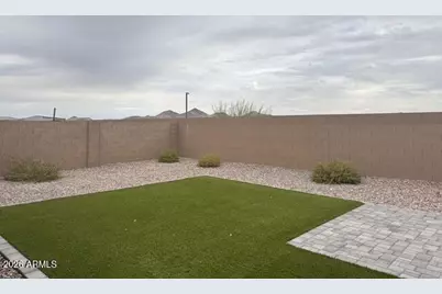 2055 W Bramble Berry Lane, Phoenix, AZ 85085 - Photo 13