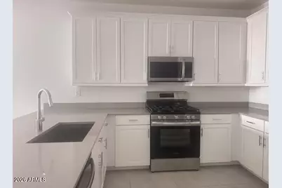 2055 W Bramble Berry Lane, Phoenix, AZ 85085 - Photo 5