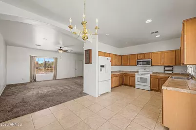 10296 E Prairie Hawk Lane, San Tan Valley, AZ 85143 - Photo 9