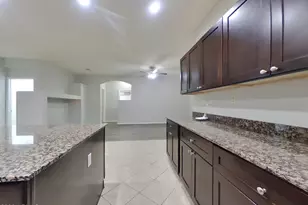 8306 W Cocopah St, Tolleson, AZ 85353 - Photo 5