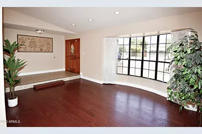 807 W Detroit Street, Chandler, AZ 85225 - Photo 5
