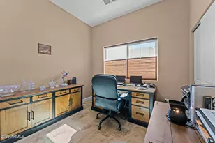 690 W Dylan Ct, Wickenburg, AZ 85390 - Photo 17