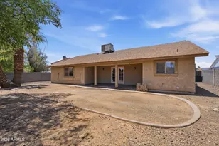 14215 N 39th Dr, Phoenix, AZ 85053 - Photo 29