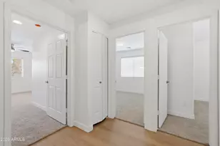 14215 N 39th Dr, Phoenix, AZ 85053 - Photo 11