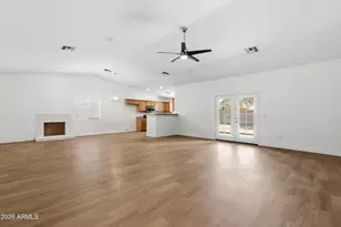 14215 N 39th Dr, Phoenix, AZ 85053 - Photo 5
