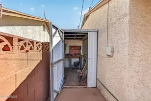 8995 W Santa Cruz Blvd, Arizona City, AZ 85123 - Photo 35