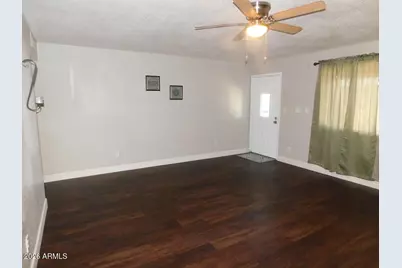 5612 W Wilshire Drive, Phoenix, AZ 85035 - Photo 7