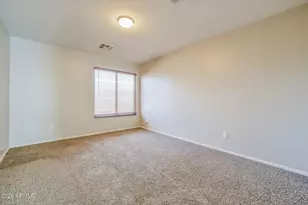 1186 E Country Crossing Way, San Tan Valley, AZ 85143 - Photo 19