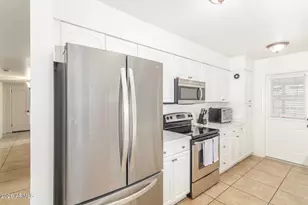 3312 S Ventura Dr, Tempe, AZ 85282 - Photo 5