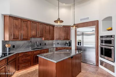 10958 E Sutherland Way, Scottsdale, AZ 85262 - Photo 11
