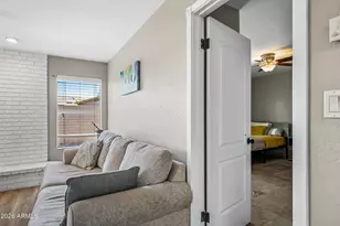 707 E Encanto Dr, Tempe, AZ 85281 - Photo 27