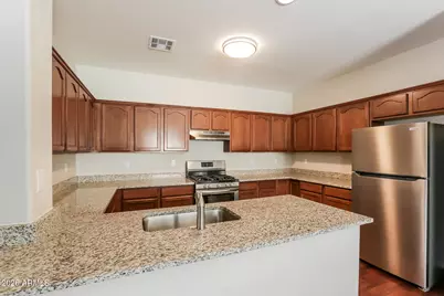15436 W Statler Circle, Surprise, AZ 85374 - Photo 7