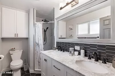 1828 W Lawrence Lane, Phoenix, AZ 85021 - Photo 9