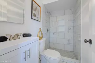 6002 W Catalina Dr, Phoenix, AZ 85033 - Photo 29