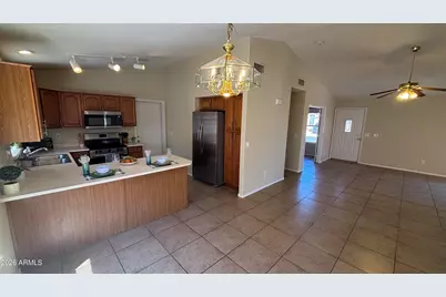 12721 W Palm Lane, Avondale, AZ 85392 - Photo 5