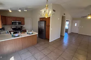 12721 W Palm Ln, Avondale, AZ 85392 - Photo 5