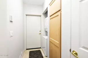 8270 N Hayden Rd, Scottsdale, AZ 85258 - Photo 21