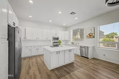 540 N Mammoth Way, Chandler, AZ 85225 - Photo 9