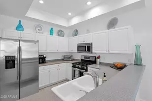 8270 N Hayden Rd, Scottsdale, AZ 85258 - Photo 15