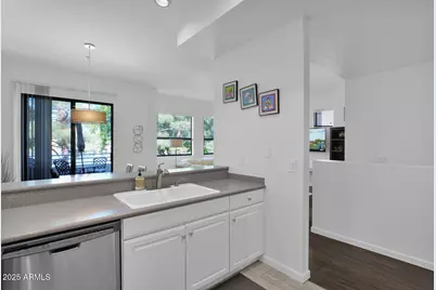 8270 N Hayden Road #2013, Scottsdale, AZ 85258 - Photo 13