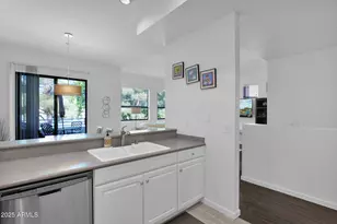 8270 N Hayden Rd, Scottsdale, AZ 85258 - Photo 13