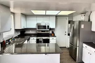 2548 W Kathleen Rd, Phoenix, AZ 85023 - Photo 3