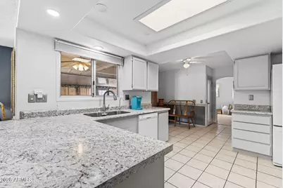 10306 W Ponderosa Circle, Sun City, AZ 85373 - Photo 17