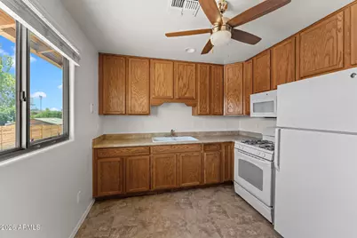 512 N Jackson Street, Wickenburg, AZ 85390 - Photo 3